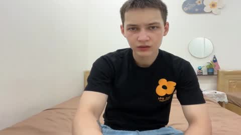 Sam online show from 12-21-25, 06:04