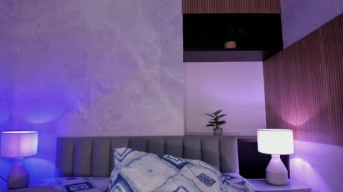 Snapshot of samanta_bone chatting on 12-28-24, 12:47 Samanta online show from 12-28-24, 12:47