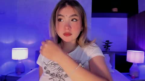 Snapshot of samanta_bone chatting on 02-07-25, 09:15 Samanta online show from 02-07-25, 09:15