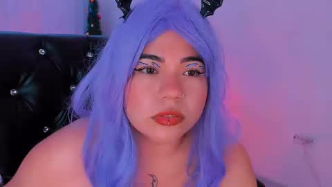 Snapshot of samanta_cutee1 chatting on 02-13-25, 02:09 SAMANTA online show from 02-13-25, 02:09