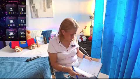 Snapshot of samanta_stone69 chatting on 12-02-24, 09:06 Samanta Stone online show from 12-02-24, 09:06