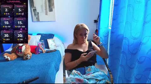 Snapshot of samanta_stone69 chatting on 12-11-24, 03:47 Samanta Stone online show from 12-11-24, 03:47