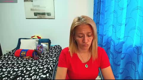 Snapshot of samanta_stone69 chatting on 01-23-25, 10:22 Samanta Stone online show from 01-23-25, 10:22