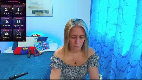 Snapshot of samanta_stone69 chatting on 02-07-25, 09:04 Samanta Stone online show from 02-07-25, 09:04