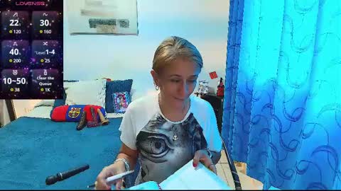 Snapshot of samanta_stone69 chatting on 02-26-25, 08:11 Samanta Stone online show from 02-26-25, 08:11