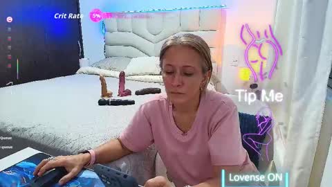 Snapshot of samanta_stone69 chatting on 09-16-25, 10:55 Samanta Stone online show from 09-16-25, 10:55