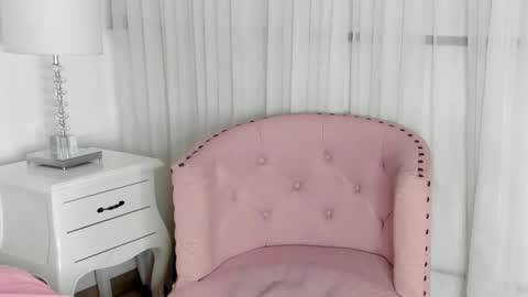 Snapshot of samanta_william chatting on 01-24-25, 06:14 samanta online show from 01-24-25, 06:14