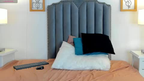 Snapshot of samanta_william chatting on 02-28-25, 03:15 samanta online show from 02-28-25, 03:15