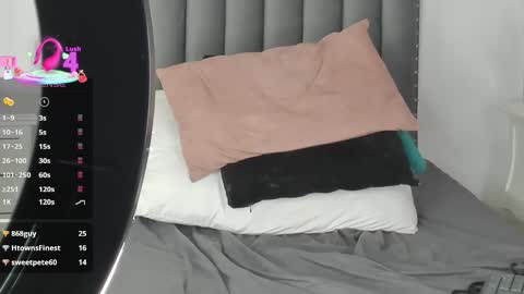 Snapshot of samanta_william chatting on 03-11-25, 06:10 samanta online show from 03-11-25, 06:10