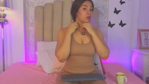 Snapshot of samanta_william chatting on 10-17-25, 03:10 samanta online show from 10-17-25, 03:10