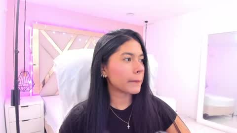 Snapshot of samantaa_shy chatting on 05-12-26, 03:03 sam online show from 05-12-26, 03:03