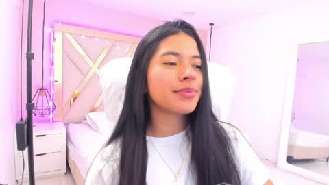Snapshot of samantaa_shy chatting on 05-23-26, 03:34 sam online show from 05-23-26, 03:34