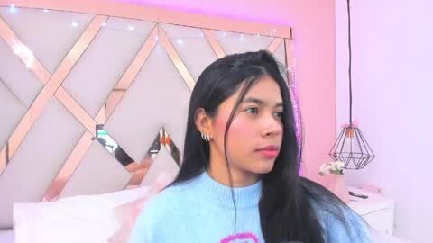 Snapshot of samantaa_shy chatting on 06-08-26, 03:51 sam online show from 06-08-26, 03:51
