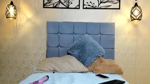 Samanta online show from 09-30-25, 01:43