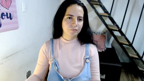 Snapshot of samantha2girl chatting on 01-04-25, 02:03 samantha online show from 01-04-25, 02:03