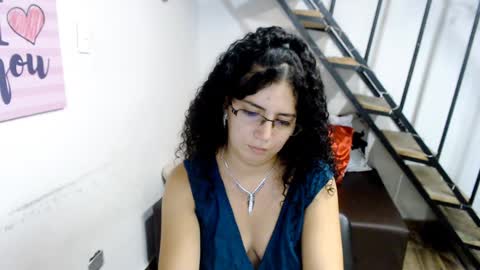 Snapshot of samantha2girl chatting on 01-27-25, 01:26 samantha online show from 01-27-25, 01:26
