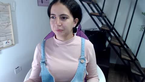 Snapshot of samantha2girl chatting on 11-11-25, 11:05 samantha online show from 11-11-25, 11:05