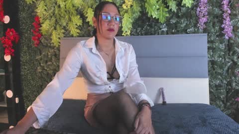 Samantha  online show from 01-15-25, 11:32