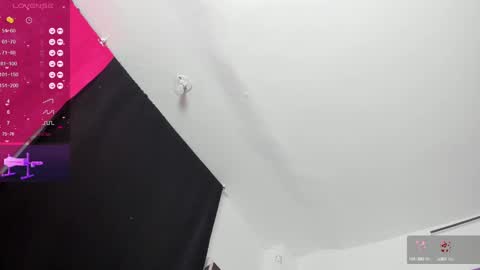  Samanthasmile  online show from 02-25-25, 05:25