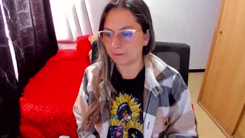 Snapshot of samantha__wilson chatting on 09-30-25, 03:28 Samantha  online show from 09-30-25, 03:28