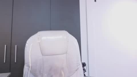 samantha_blow online show from 05-19-26, 03:35