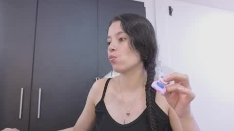 samantha_blow online show from 05-20-26, 03:24