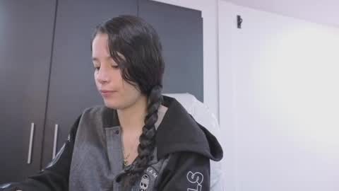 samantha_blow online show from 05-21-26, 03:24