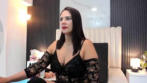 Snapshot of samantha_claus1 chatting on 11-14-25, 04:22 Samantha online show from 11-14-25, 04:22