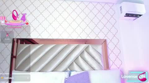 Snapshot of samantha_duque11 chatting on 02-12-25, 08:16 Samantha online show from 02-12-25, 08:16