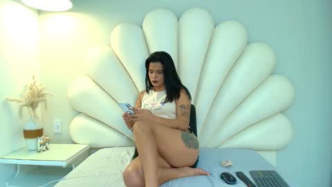 samantha_firee online show from 05-09-26, 03:23