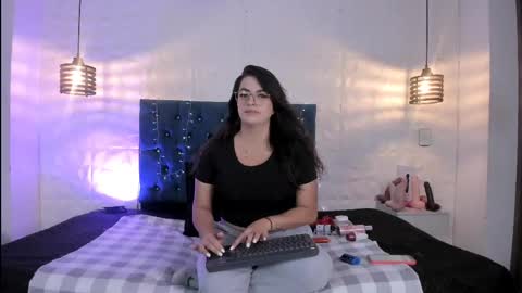 Snapshot of samantha_foxyy chatting on 05-20-26, 10:21 samantha_foxyy online show from 05-20-26, 10:21