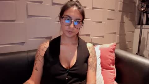 Snapshot of samantha_jadee chatting on 12-06-24, 10:41 Samantha online show from 12-06-24, 10:41