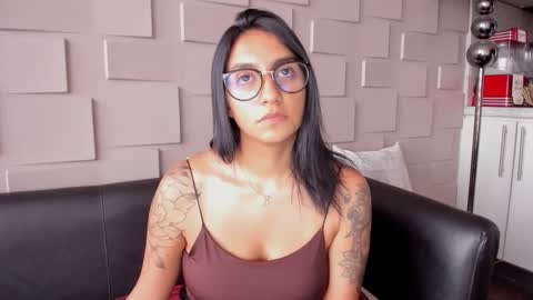 Snapshot of samantha_jadee chatting on 12-28-24, 09:51 Samantha online show from 12-28-24, 09:51