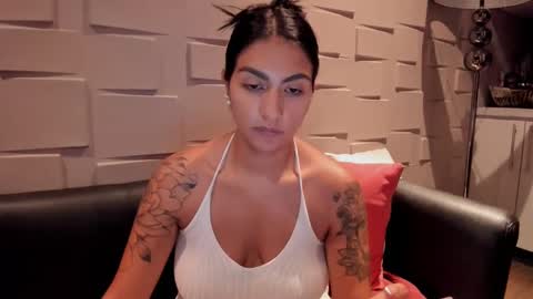 Snapshot of samantha_jadee chatting on 02-05-25, 11:17 Samantha online show from 02-05-25, 11:17