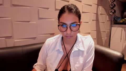 Snapshot of samantha_jadee chatting on 02-07-25, 11:55 Samantha online show from 02-07-25, 11:55