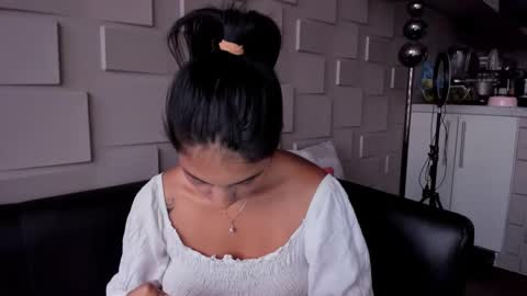 Snapshot of samantha_jadee chatting on 02-11-25, 10:18 Samantha online show from 02-11-25, 10:18