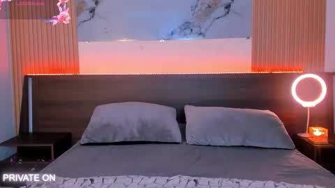 Snapshot of samantha_moons chatting on 03-12-26, 11:00 samantha_moons online show from 03-12-26, 11:00