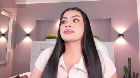 Snapshot of samanthaa_22_ chatting on 02-04-25, 03:44 Samanthaa online show from 02-04-25, 03:44