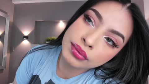 Snapshot of samanthaa_22_ chatting on 02-07-25, 03:45 Samanthaa online show from 02-07-25, 03:45