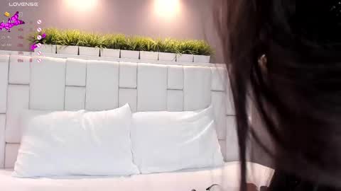 Snapshot of samanthaa_22_ chatting on 02-26-25, 06:37 Samanthaa online show from 02-26-25, 06:37