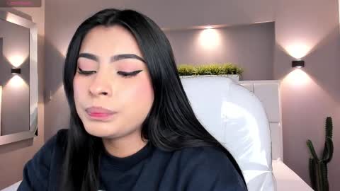 Snapshot of samanthaa_22_ chatting on 02-27-25, 03:58 Samanthaa online show from 02-27-25, 03:58