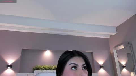 Snapshot of samanthaa_22_ chatting on 03-08-25, 03:28 Samanthaa online show from 03-08-25, 03:28