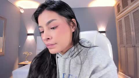 Snapshot of samanthaa_22_ chatting on 09-22-25, 11:45 Samanthaa online show from 09-22-25, 11:45