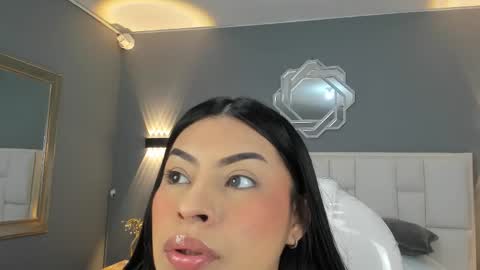 Snapshot of samanthaa_22_ chatting on 09-29-25, 11:59 Samanthaa online show from 09-29-25, 11:59