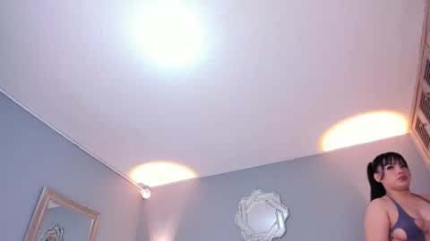 Snapshot of samanthaa_22_ chatting on 11-25-25, 12:05 Samanthaa online show from 11-25-25, 12:05