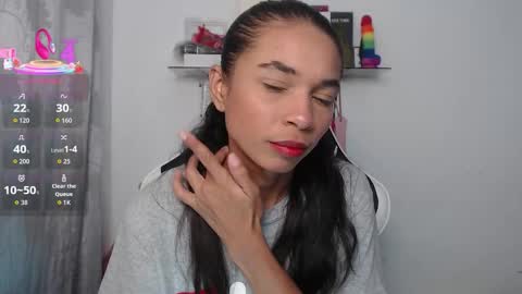 Snapshot of samanthaa_queen chatting on 11-11-25, 11:32 sam online show from 11-11-25, 11:32