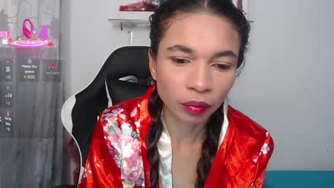 Snapshot of samanthaa_queen chatting on 11-27-25, 11:45 sam online show from 11-27-25, 11:45