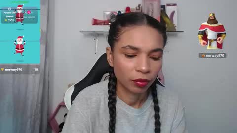 Snapshot of samanthaa_queen chatting on 12-04-25, 11:19 sam online show from 12-04-25, 11:19