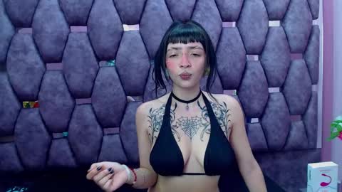 Samantha Smitth online show from 02-26-25, 06:58