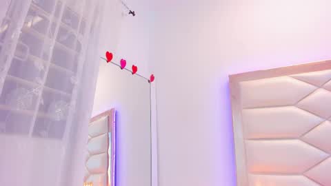 Snapshot of samanthaevans4 chatting on 02-20-25, 02:18 Sweet Samantha   online show from 02-20-25, 02:18